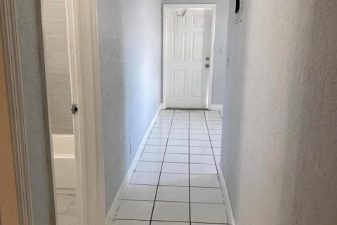 Appartement à louer à Dania Beach, Floride: 2 chambres, 217.39 m2 № 2175824 - photo 27