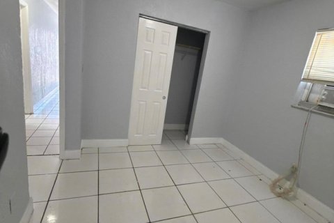 Appartement à louer à Dania Beach, Floride: 2 chambres, 217.39 m2 № 2175824 - photo 8