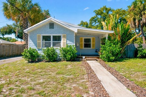 Villa ou maison à Saint Petersburg, Floride 2 chambres, 92.9 m2 № 2429096