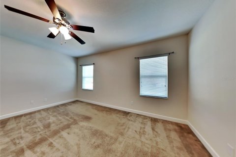 Villa ou maison à louer à Riverview, Floride: 4 chambres, 242.85 m2 № 1808536 - photo 10