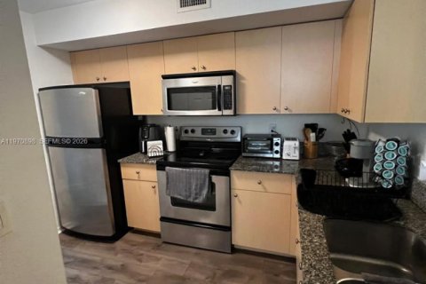 Купить кондоминиум в Мирамар, Флорида 2 спальни, 100.33м2, № 2032882 - фото 9