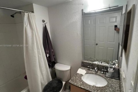 Купить кондоминиум в Мирамар, Флорида 2 спальни, 100.33м2, № 2032882 - фото 11