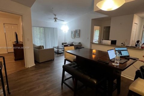 Купить кондоминиум в Мирамар, Флорида 2 спальни, 100.33м2, № 2032882 - фото 6