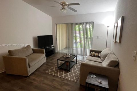 Купить кондоминиум в Мирамар, Флорида 2 спальни, 100.33м2, № 2032882 - фото 7