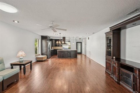 Condo in Sarasota, Florida, 2 bedrooms  № 1759740 - photo 8