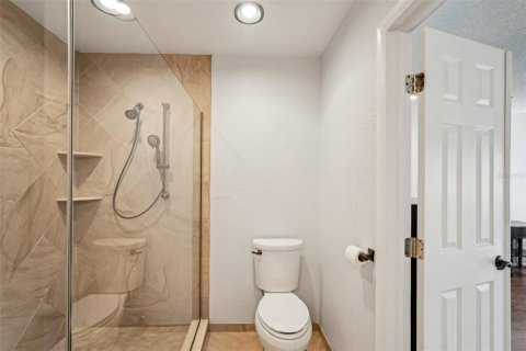 Condo in Sarasota, Florida, 2 bedrooms  № 1759740 - photo 25