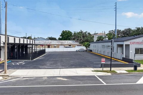 Immobilier commercial à louer à Eustis, Floride: 602.01 m2 № 2413829 - photo 6