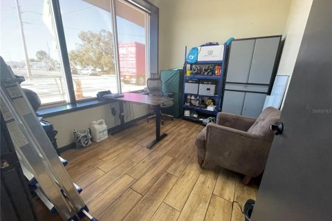 Immobilier commercial à louer à Eustis, Floride: 602.01 m2 № 2413829 - photo 19
