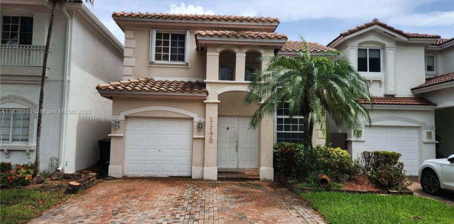 Touwnhouse à Doral, Floride 3 chambres, 195.47 m2 № 1821981