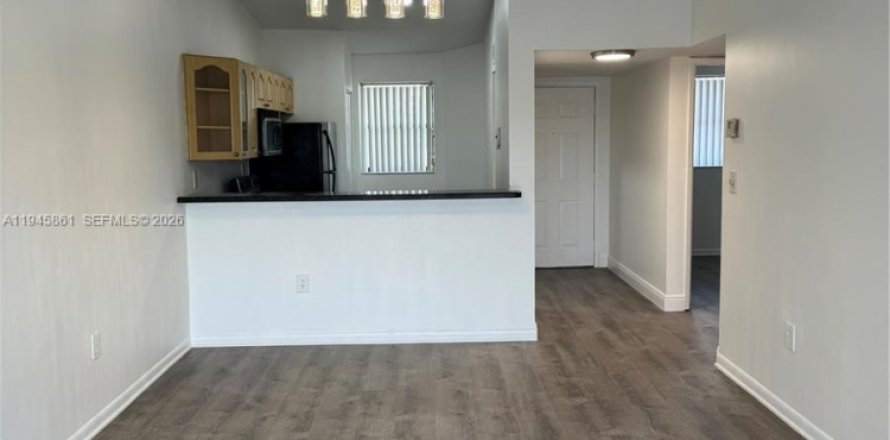 Condo à Sunrise, Floride, 2 chambres  № 2002146