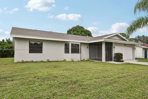 Villa ou maison à vendre à Port St. Lucie, Floride: 3 chambres, 163.69 m2 № 1965589 - photo 3