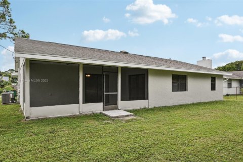 Villa ou maison à vendre à Port St. Lucie, Floride: 3 chambres, 163.69 m2 № 1965589 - photo 30