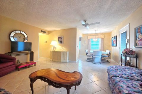 Condo in Delray Beach, Florida, 2 bedrooms № 2250606 - photo 4