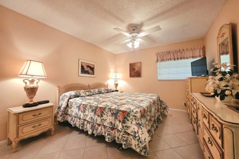 Condo in Delray Beach, Florida, 2 bedrooms № 2250606 - photo 14