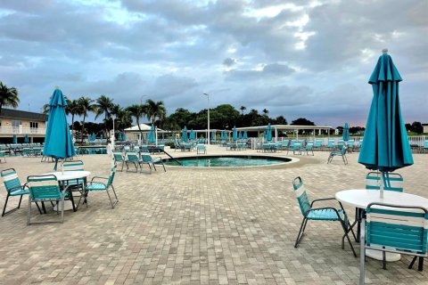Condo in Delray Beach, Florida, 2 bedrooms № 2250606 - photo 22