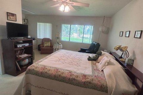 Duplex in New Smyrna Beach, Florida 3 bedrooms, 189.61 sq.m. № 1834784 - photo 26