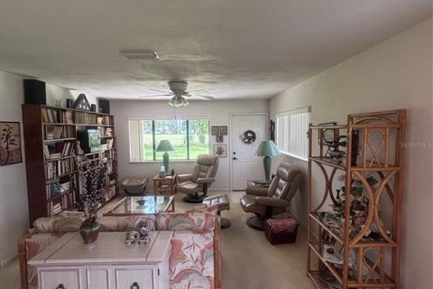 Duplex in New Smyrna Beach, Florida 3 bedrooms, 189.61 sq.m. № 1834784 - photo 8