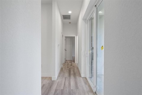 Купить виллу или дом в Порт-Шарлотт, Флорида 3 комнаты, 111.39м2, № 1870679 - фото 10