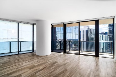 Купить кондоминиум в Майами, Флорида 3 спальни, 123.93м2, № 2013910 - фото 2