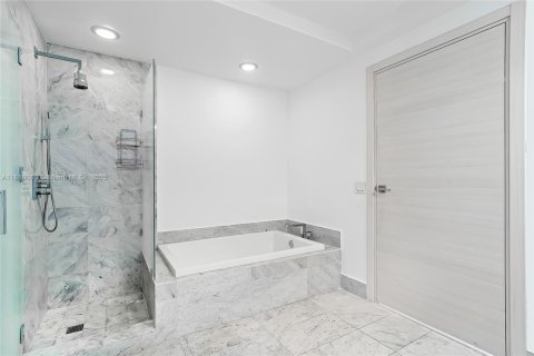 Купить кондоминиум в Майами, Флорида 3 спальни, 123.93м2, № 2013910 - фото 19