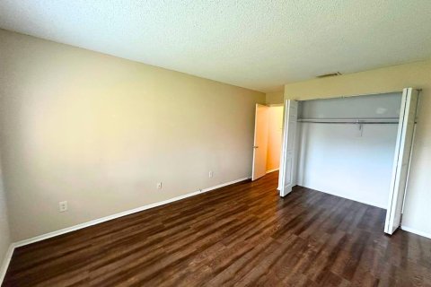 Condominio en alquiler en Casselberry, Florida, 2 dormitorios, 104.61 m2 № 1902302 - foto 6