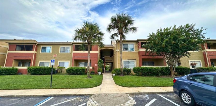 Condominio en Casselberry, Florida, 2 dormitorios  № 1902302