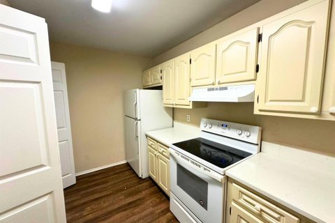 Condominio en alquiler en Casselberry, Florida, 2 dormitorios, 104.61 m2 № 1902302 - foto 5