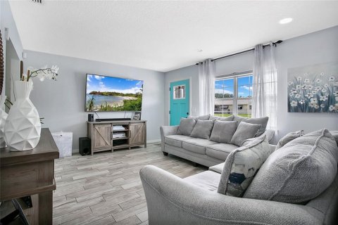Casa en venta en Winter Haven, Florida, 3 dormitorios, 177.26 m2 № 2109349 - foto 3