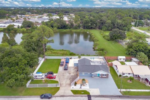 Casa en venta en Winter Haven, Florida, 3 dormitorios, 177.26 m2 № 2109349 - foto 23