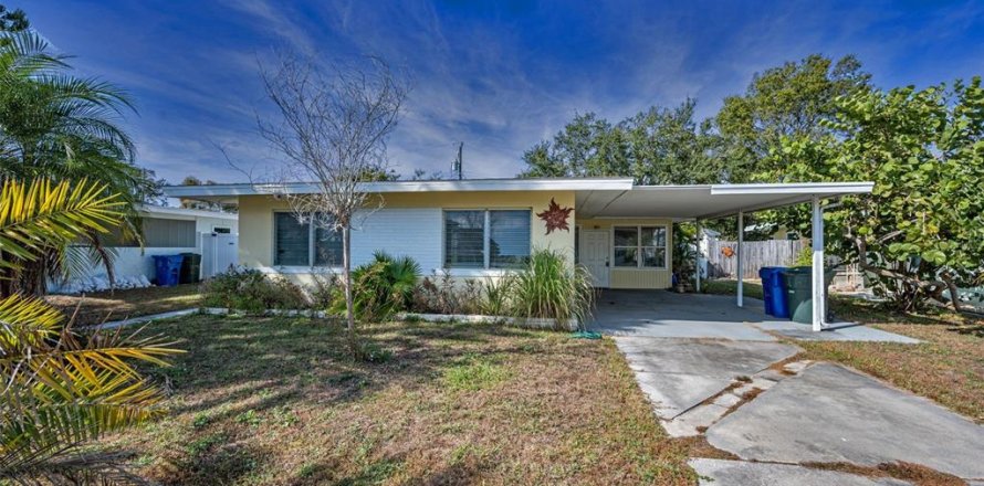 Casa en Dunedin, Florida 3 dormitorios, 112.97 m2 № 2156067