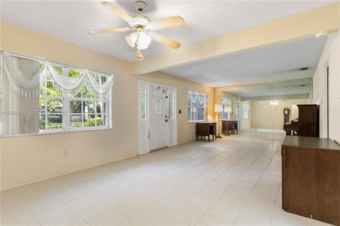Villa ou maison à vendre à Plantation, Floride: 4 chambres, 186.36 m2 № 2390412 - photo 19