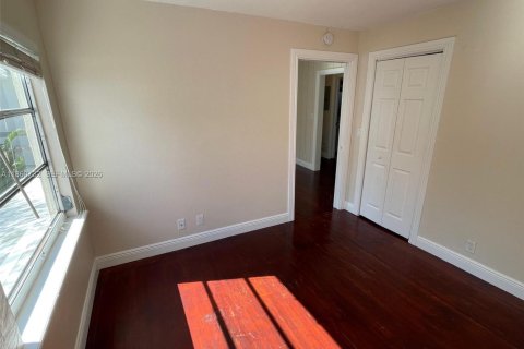 Apartment in Fort Lauderdale, Florida 2 bedrooms, 169.64 sq.m. № 1979089 - photo 19