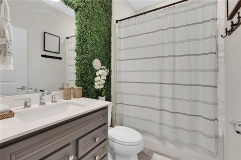 Casa en venta en Orlando, Florida, 5 dormitorios, 275.73 m2 № 1905330 - foto 11