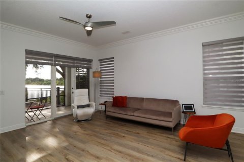 Townhouse in Orlando, Florida 3 bedrooms, 201.23 sq.m. № 2142502 - photo 18