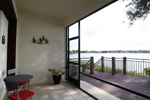Townhouse in Orlando, Florida 3 bedrooms, 201.23 sq.m. № 2142502 - photo 16