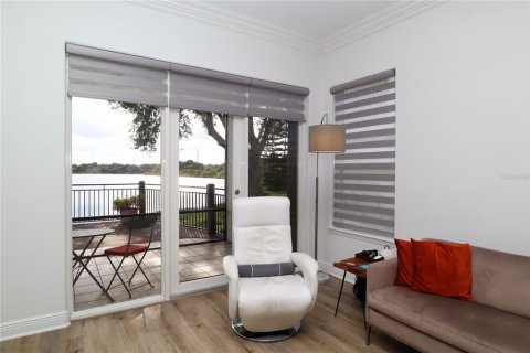 Townhouse in Orlando, Florida 3 bedrooms, 201.23 sq.m. № 2142502 - photo 24