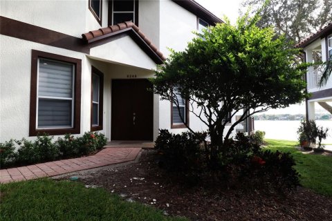 Townhouse in Orlando, Florida 3 bedrooms, 201.23 sq.m. № 2142502 - photo 3