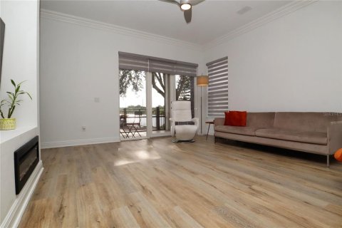 Townhouse in Orlando, Florida 3 bedrooms, 201.23 sq.m. № 2142502 - photo 22