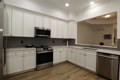 Townhouse in Orlando, Florida 3 bedrooms, 201.23 sq.m. № 2142502 - photo 9