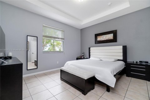 Condo in Miramar, Florida, 3 bedrooms  № 1830394 - photo 24