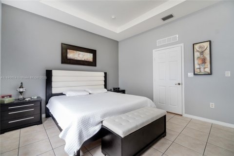 Condo in Miramar, Florida, 3 bedrooms  № 1830394 - photo 25