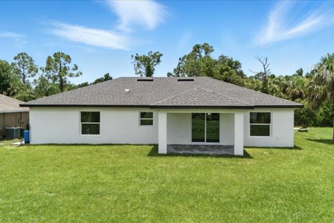 Casa en venta en North Port, Florida, 3 dormitorios, 137.03 m2 № 1807312 - foto 30