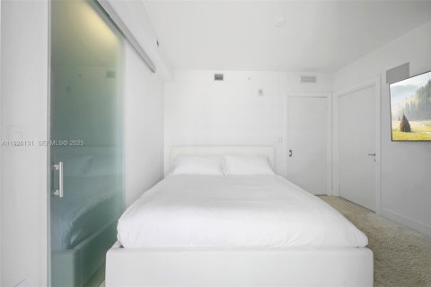 Condominio en venta en Miami, Florida, 1 dormitorio, 67.73 m2 № 1984531 - foto 11