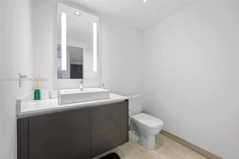 Condominio en venta en Miami, Florida, 1 dormitorio, 67.73 m2 № 1984531 - foto 9
