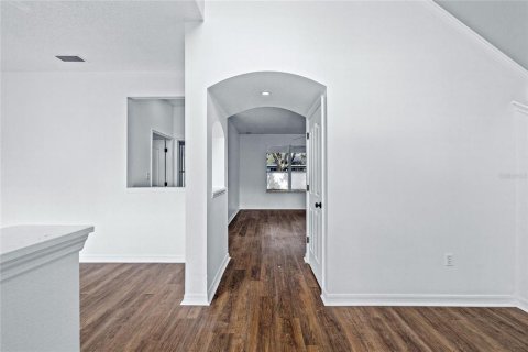 House in Tampa, Florida 4 bedrooms, 226.59 sq.m. № 2107027 - photo 12