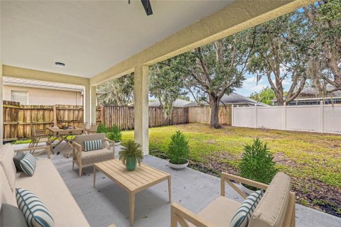 House in Tampa, Florida 4 bedrooms, 226.59 sq.m. № 2107027 - photo 28