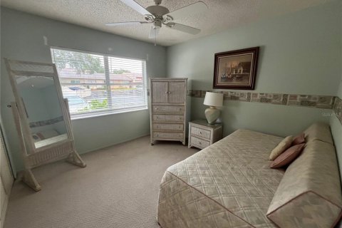 Condo in Holiday, Florida, 2 bedrooms  № 1818921 - photo 26