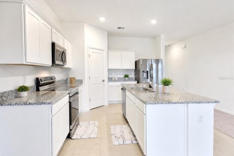 Купить виллу или дом в Клермон, Флорида 6 комнат, 232.81м2, № 2210034 - фото 17