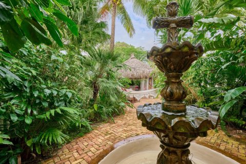 Villa ou maison à louer à Boca Raton, Floride: 3 chambres, 169.83 m2 № 961477 - photo 1