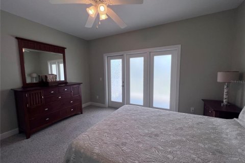 Condo in Horseshoe Beach, Florida, 1 bedroom  № 1339742 - photo 22